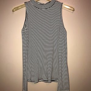 SHOULDER CUT OUT STRIPED SHIRT 🖤🤍